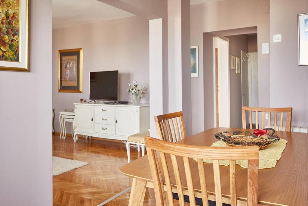 Spacious Modern Apartment In Peaceful Neighborhood Скоп'є Екстер'єр фото